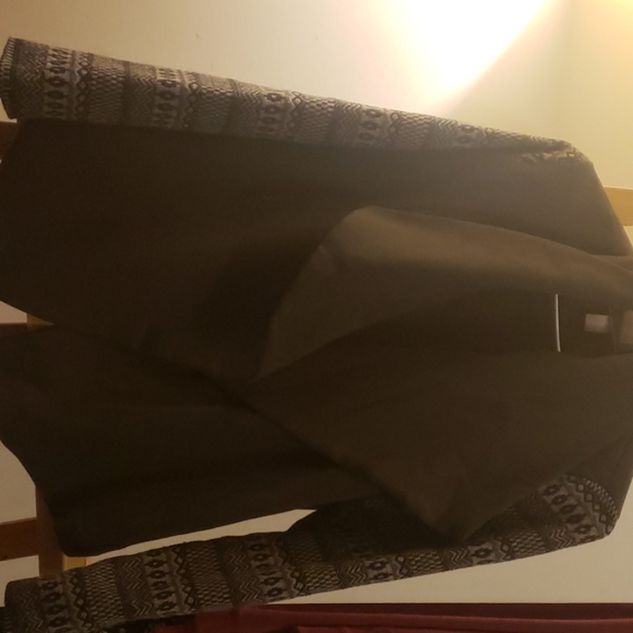 Jacket - Picture 1 of 4